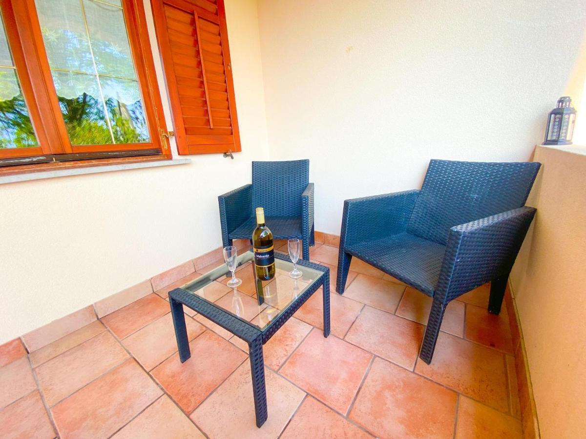 Apartment Moon Pobegi Luaran gambar